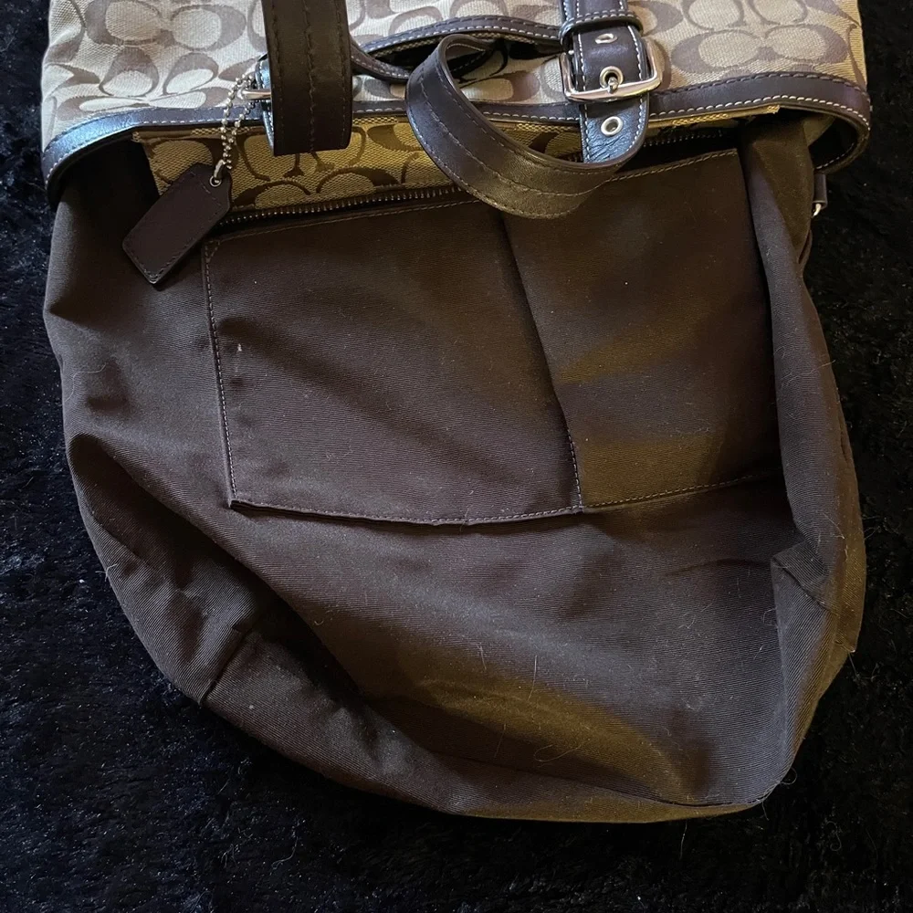 GENUINE COACH F12645 JAQUARD HAMPTON SHOULDER BAG Approx 10.5 inches tall - Picture 6 of 17